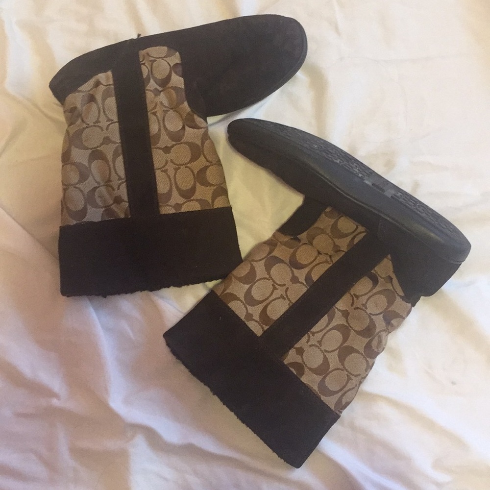 Coach boots